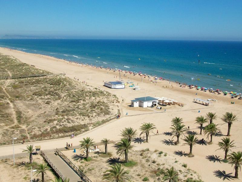 Apartamentos Gandia Grau Y Playa 3000 Ngoại thất bức ảnh