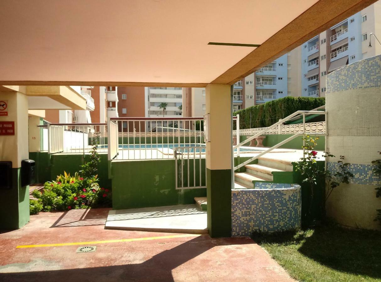 Apartamentos Gandia Grau Y Playa 3000 Ngoại thất bức ảnh