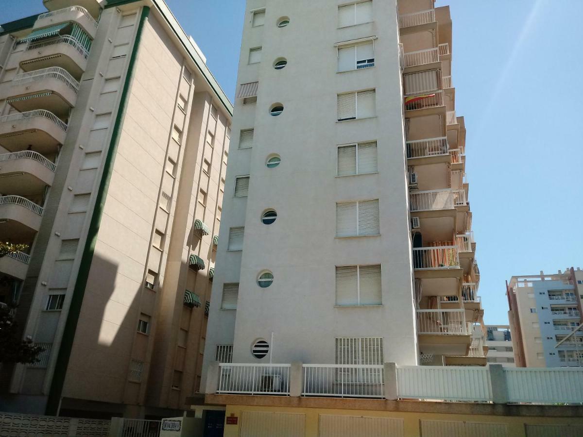 Apartamentos Gandia Grau Y Playa 3000 Ngoại thất bức ảnh