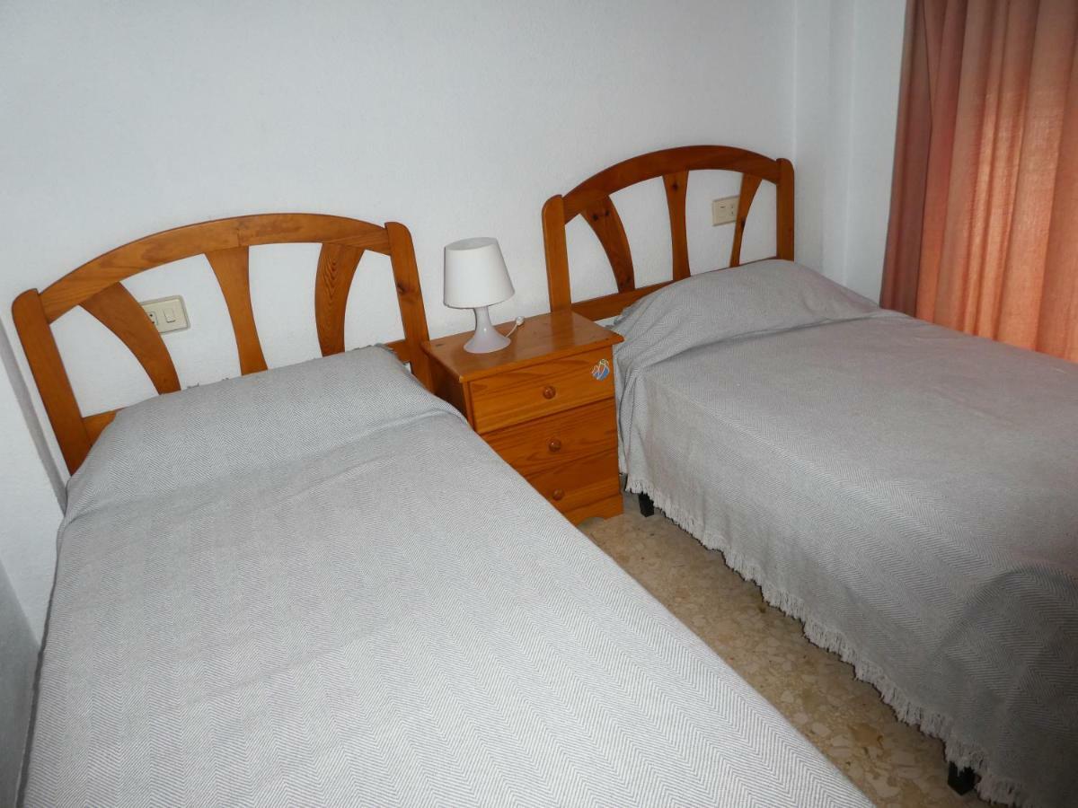 Apartamentos Gandia Grau Y Playa 3000 Ngoại thất bức ảnh