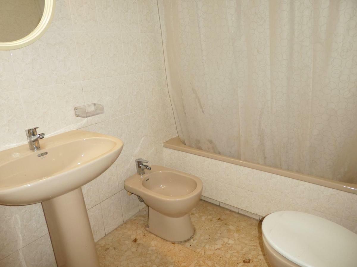Apartamentos Gandia Grau Y Playa 3000 Ngoại thất bức ảnh